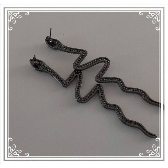 Trendy New Long Silver Rhinestone & Black Rhodium Snake Design Earrings - Picture 3 of 3